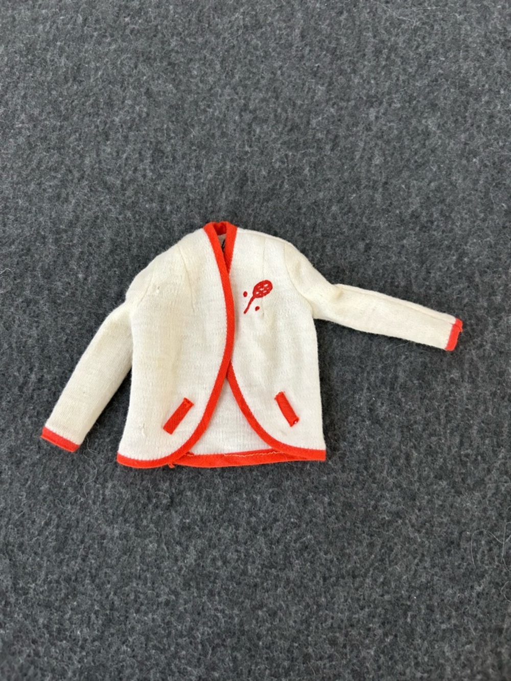 Vintage 1960s Barbie “Tennis Anyone” #941
Cardigan, Dress, Raquet - Picture 2 of 7